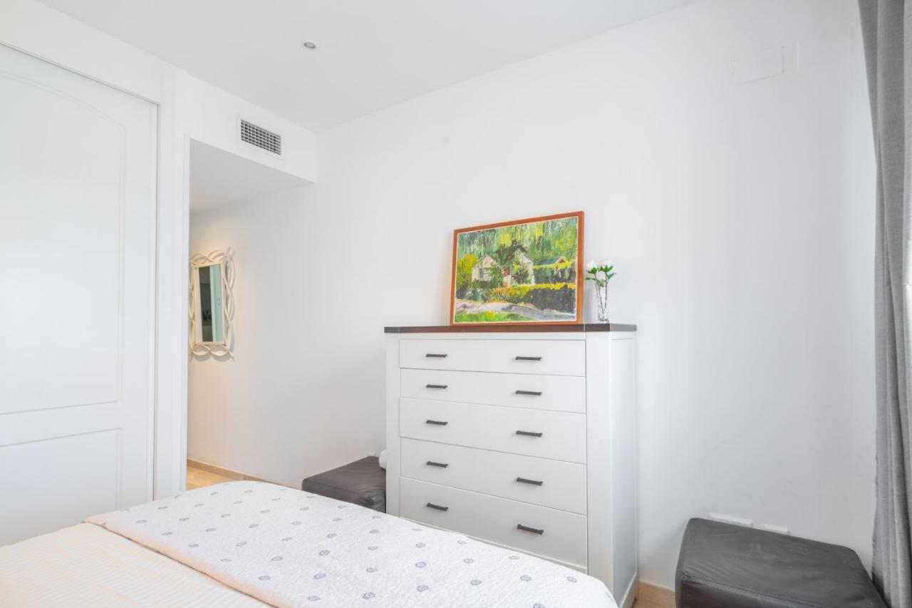 Apartment Atico 2 Terrazas Junto Al Mar By Rent Me Estepona